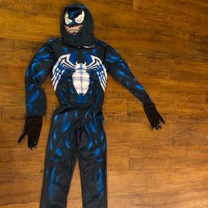Venom Costume - with muscles - kids large